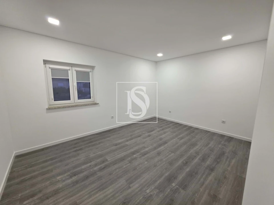 Apartamento T2 para Venda em Molelos Foto 6