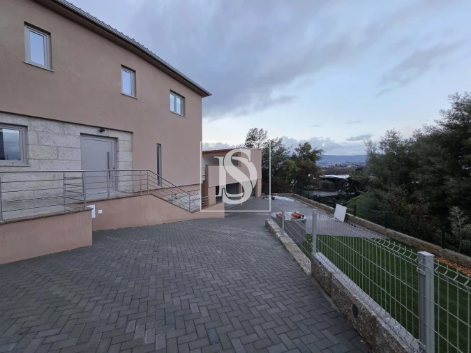 Apartamento T2 para Venda em Molelos Foto 12