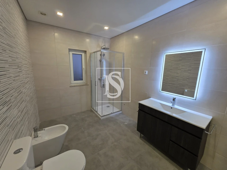 Apartamento T2 para Venda em Molelos Foto 10