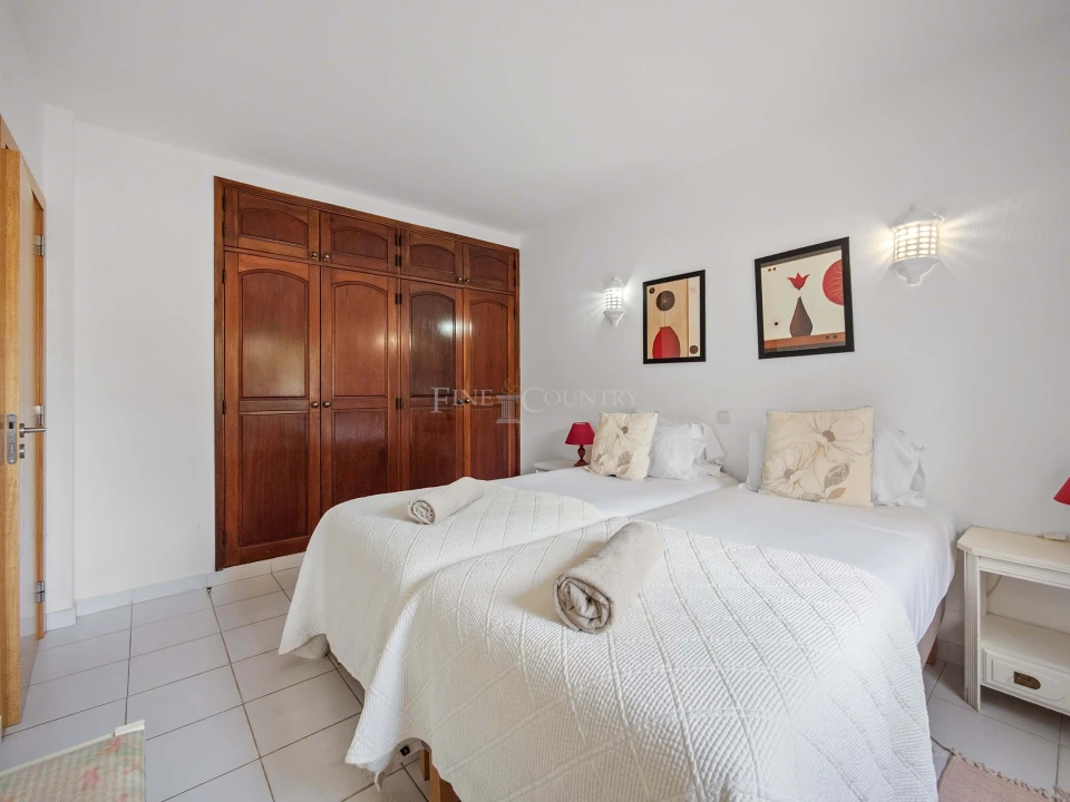 Apartamento T2 para Venda em Lagoa e Carvoeiro Foto 10