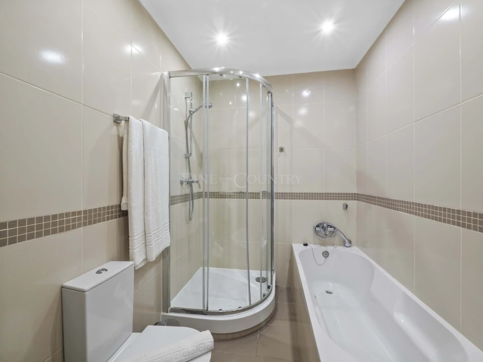 Apartamento T2 para Venda em Lagoa e Carvoeiro Foto 12