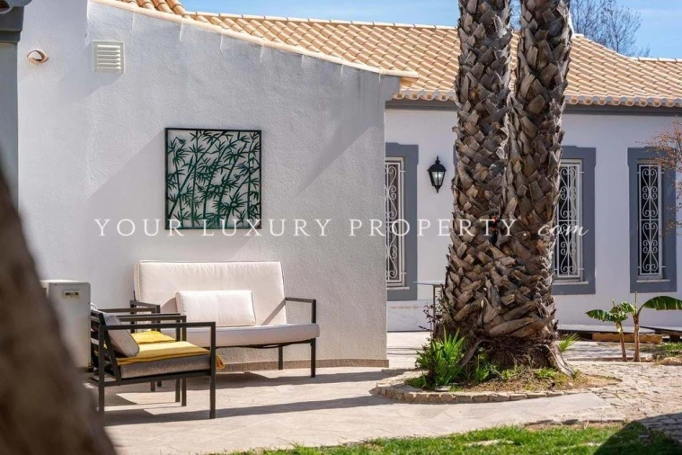 Moradia T6 para Venda em Almancil Foto 22