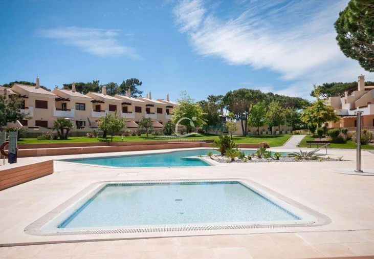 Moradia T3 para Venda em Almancil