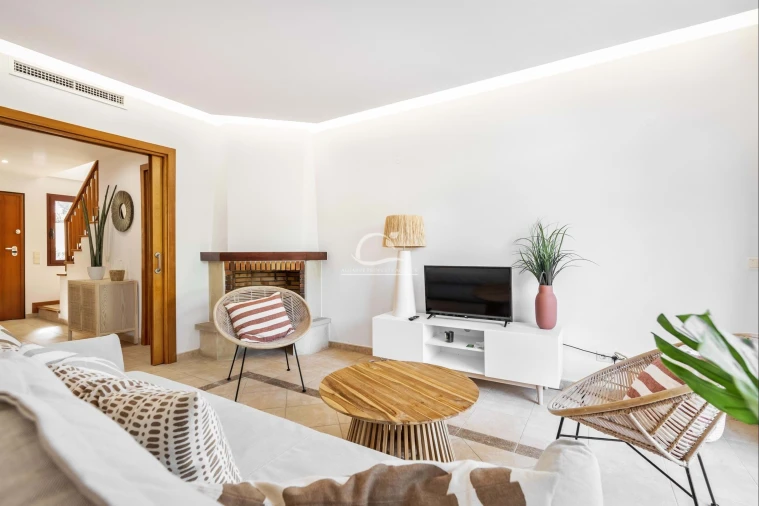 Moradia T3 para Venda em Almancil Foto 4