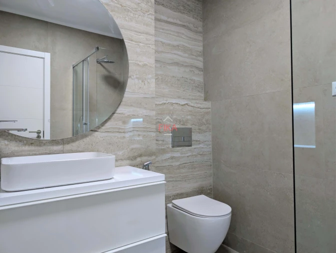 Apartamento T3 para Venda em Seixal Foto 3