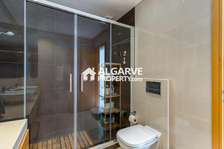 Apartamento T3 para Venda em Quarteira Foto 22