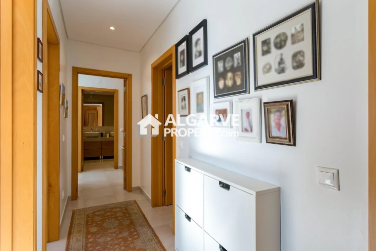 Apartamento T3 para Venda em Quarteira Foto 7