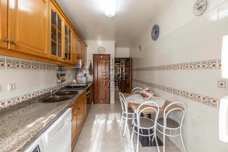 Apartamento T3 para Venda em Alverca do Ribatejo e Sobralinho Foto 4