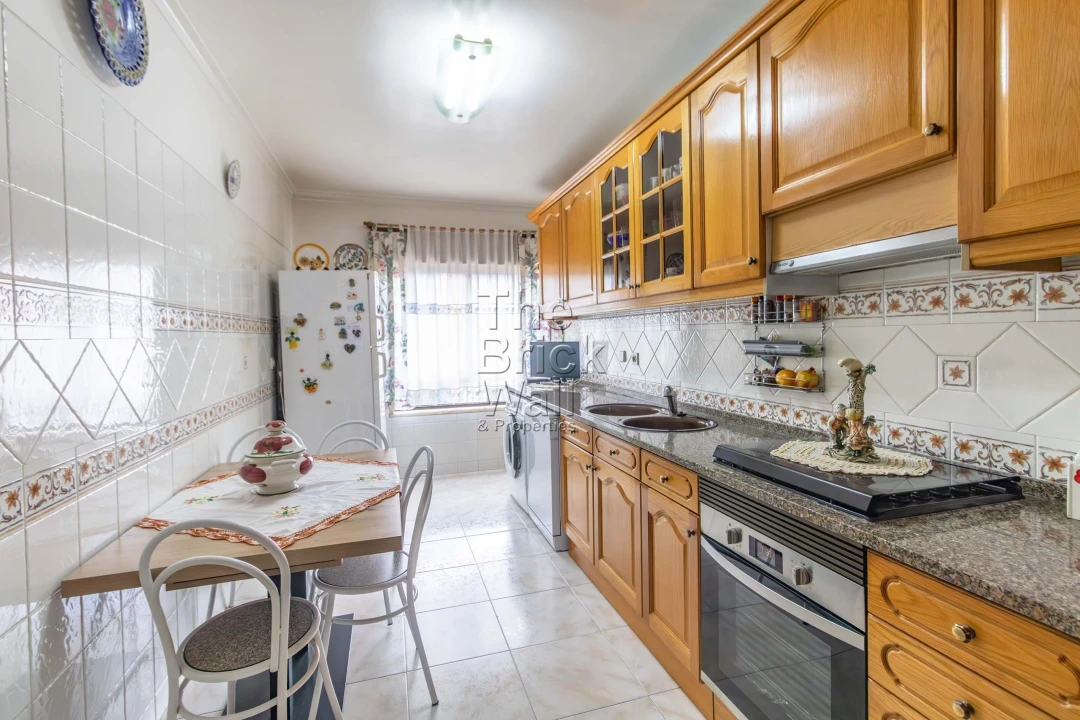 Apartamento T3 para Venda em Alverca do Ribatejo e Sobralinho Foto 2