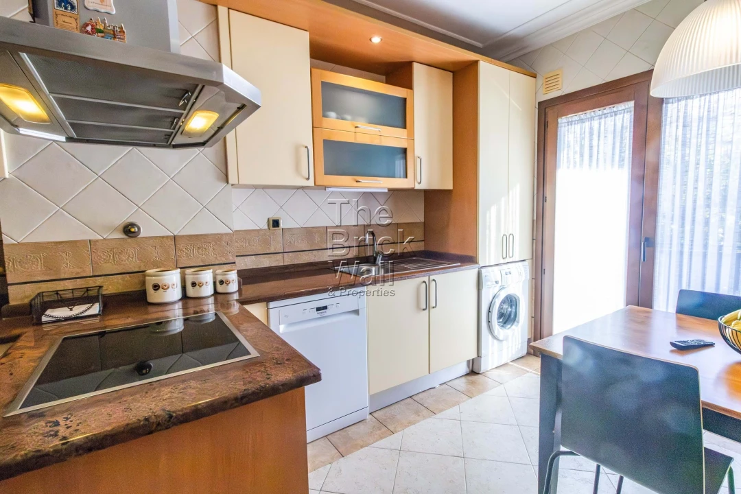 Apartamento T4 para Venda em Alverca do Ribatejo e Sobralinho Foto 8