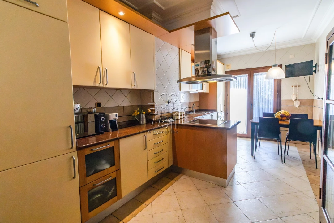 Apartamento T4 para Venda em Alverca do Ribatejo e Sobralinho Foto 7