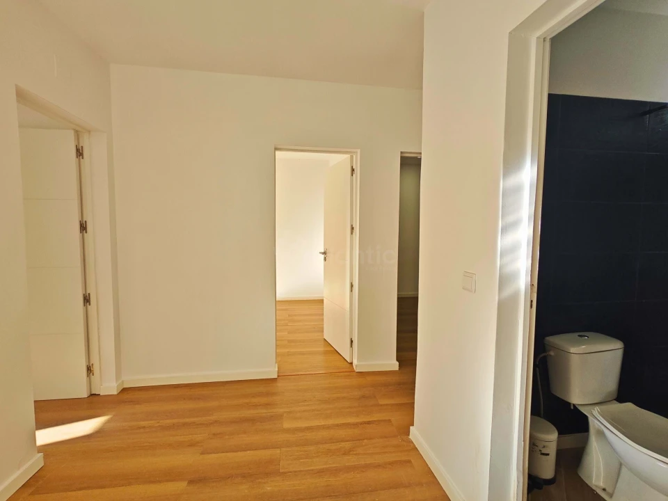 Apartamento T3 para Venda em Mina de Água Foto 5