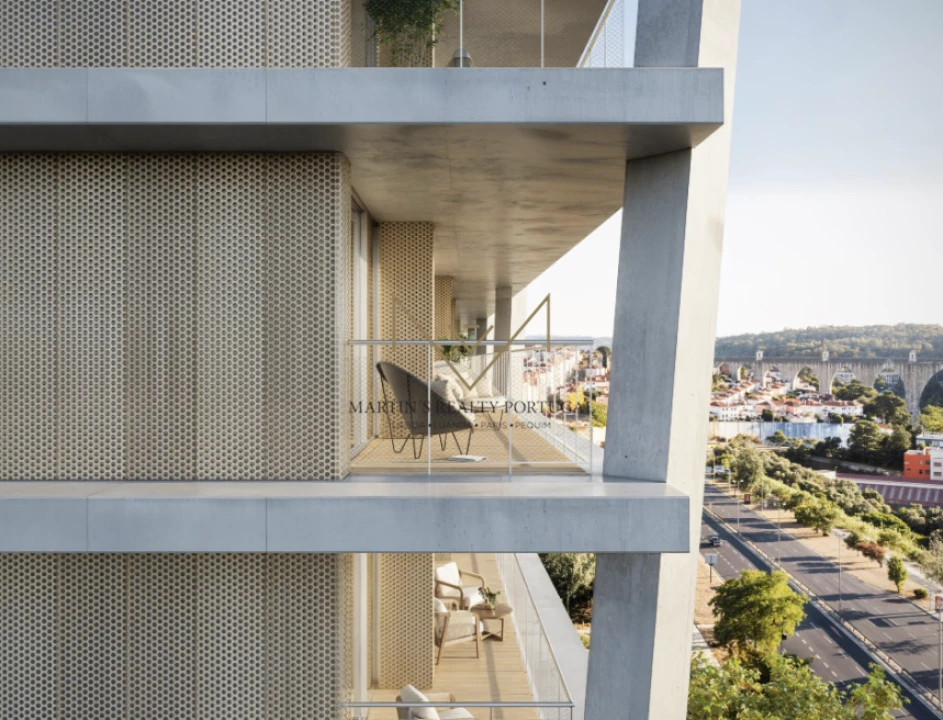 Apartamento T3 para Venda em Campolide Foto 1