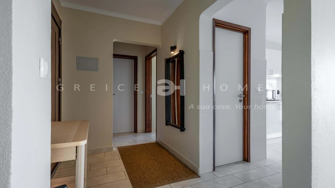 Apartamento T1 para Venda em Quarteira Foto 12