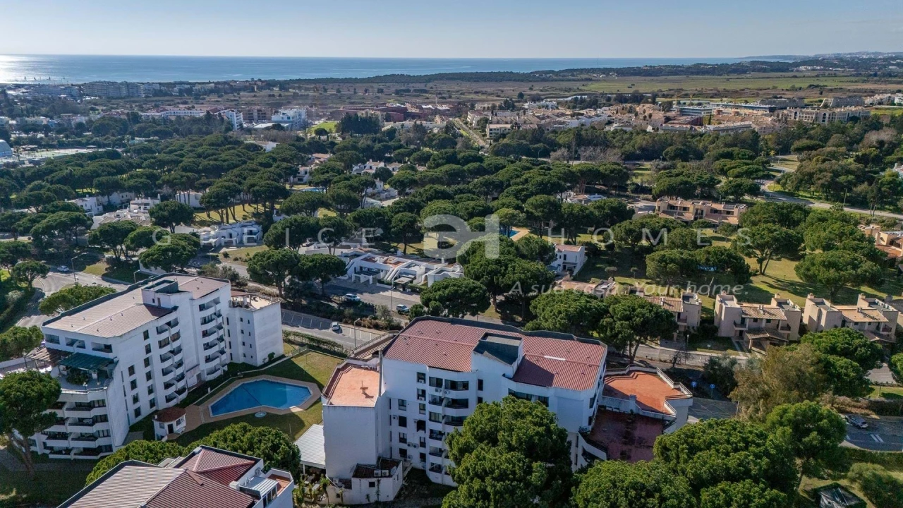 Apartamento T1 para Venda em Quarteira Foto 19