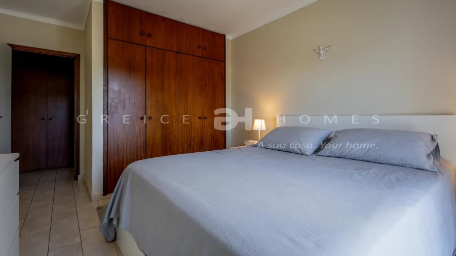 Apartamento T1 para Venda em Quarteira Foto 4