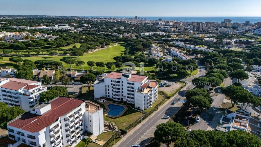 Apartamento T1 para Venda em Quarteira Foto 20