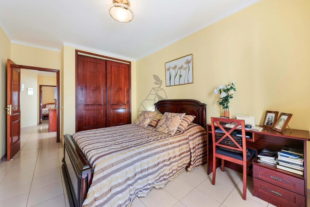 Apartamento T3 para Arrendamento em Portimão Foto 30