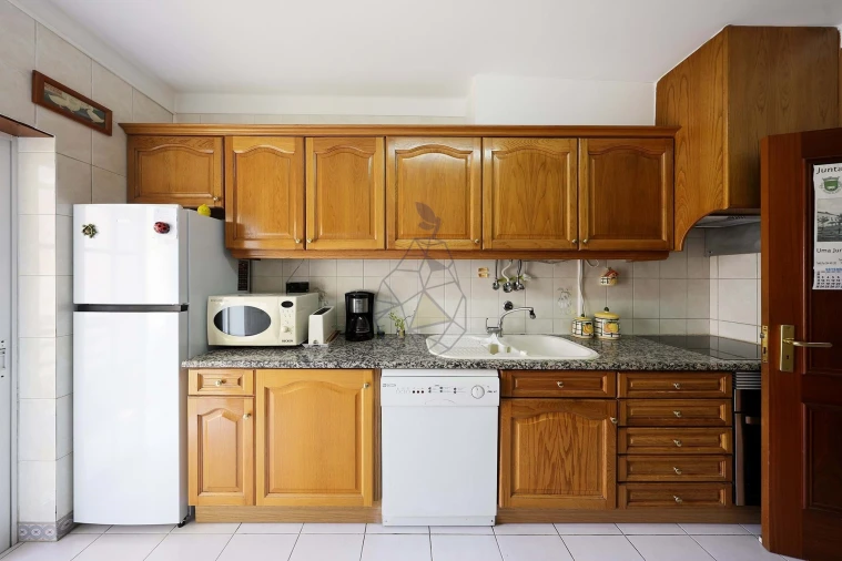 Apartamento T3 para Arrendamento em Portimão Foto 8