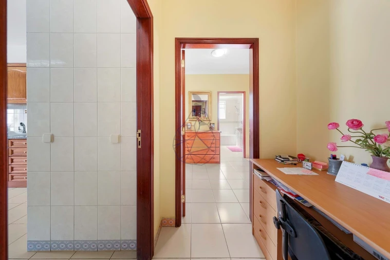 Apartamento T3 para Arrendamento em Portimão Foto 11