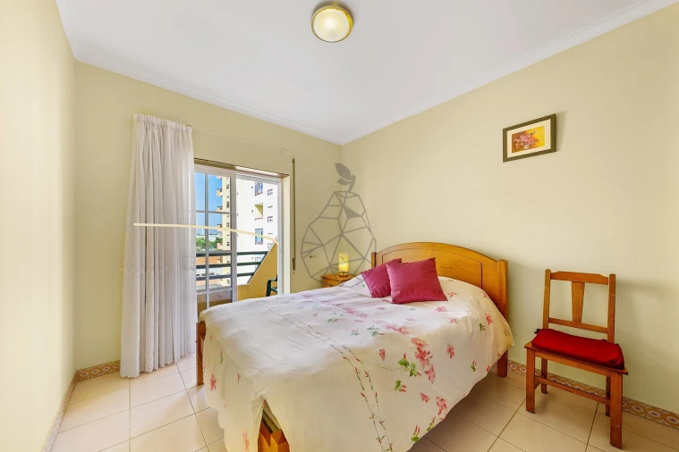 Apartamento T3 para Arrendamento em Portimão Foto 31