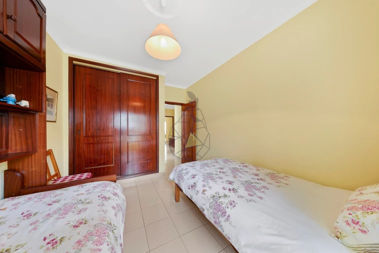 Apartamento T3 para Arrendamento em Portimão Foto 21