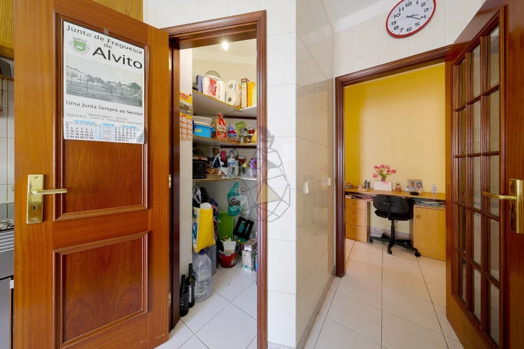 Apartamento T3 para Arrendamento em Portimão Foto 10