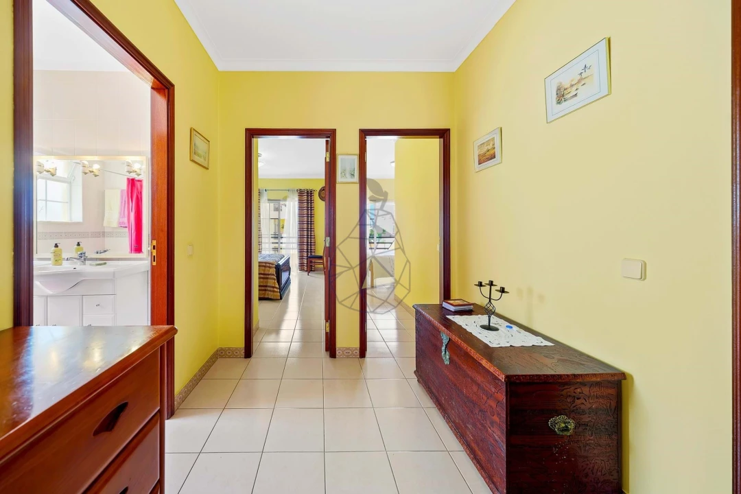 Apartamento T3 para Arrendamento em Portimão Foto 25