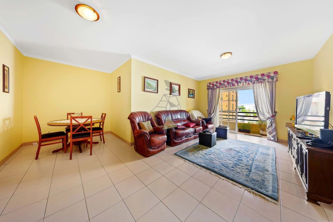 Apartamento T3 para Arrendamento em Portimão Foto 3