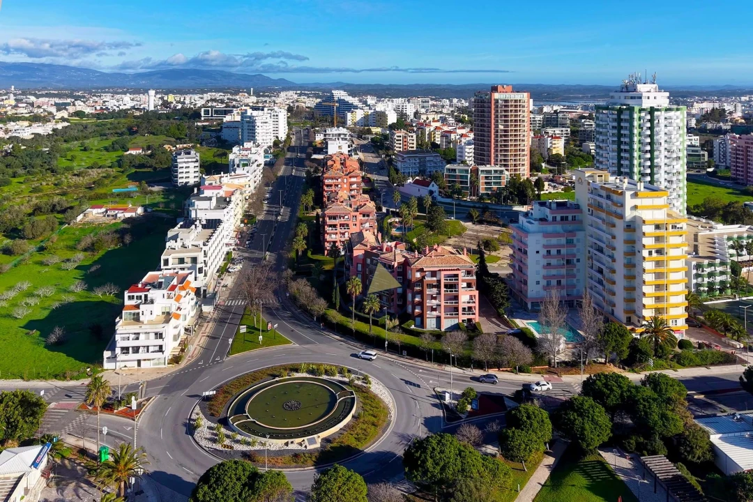 Apartamento T2 para Arrendamento em Portimão Foto 7