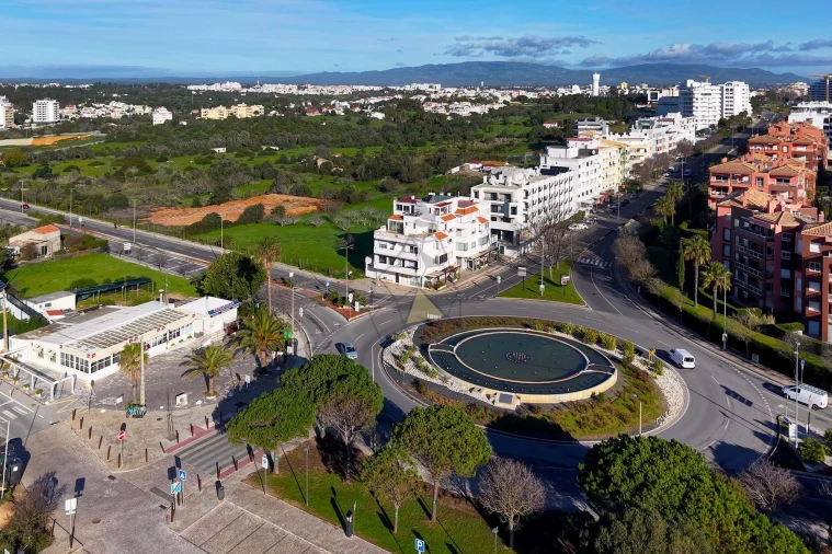Apartamento T2 para Arrendamento em Portimão Foto 8