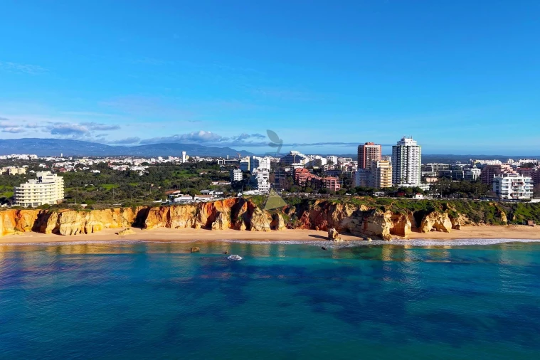 Apartamento T2 para Arrendamento em Portimão Foto 23