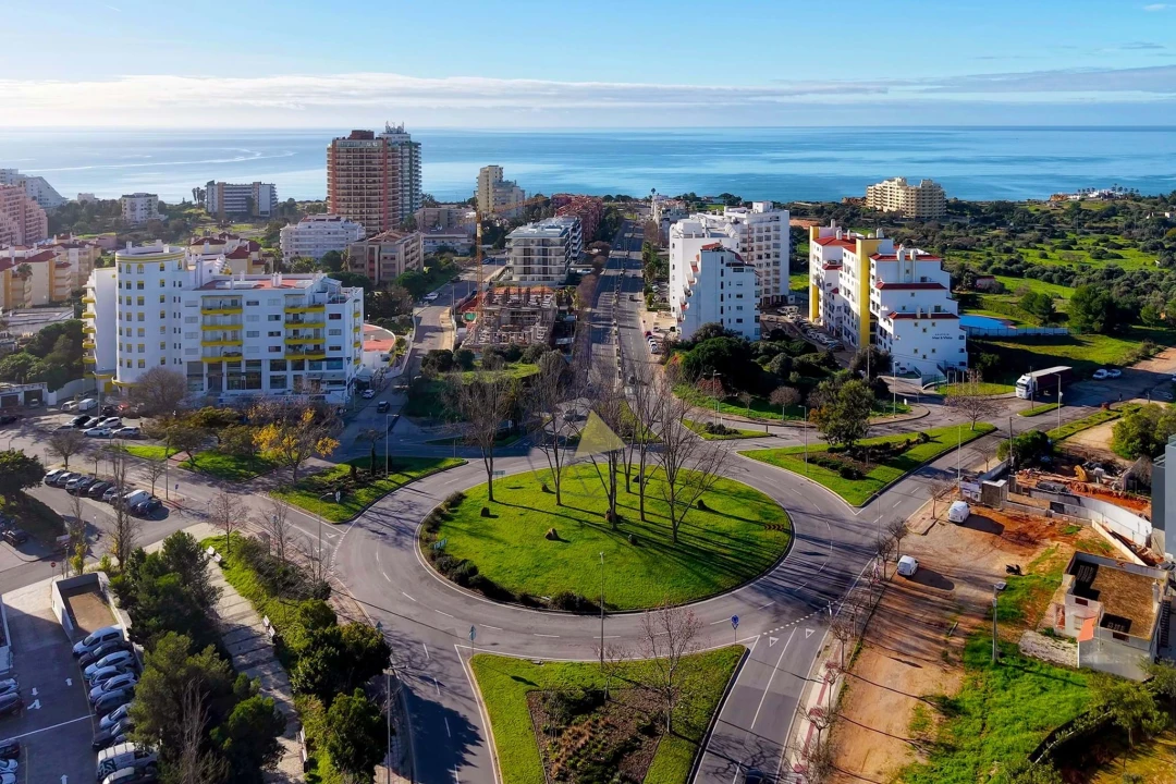 Apartamento T2 para Arrendamento em Portimão Foto 9