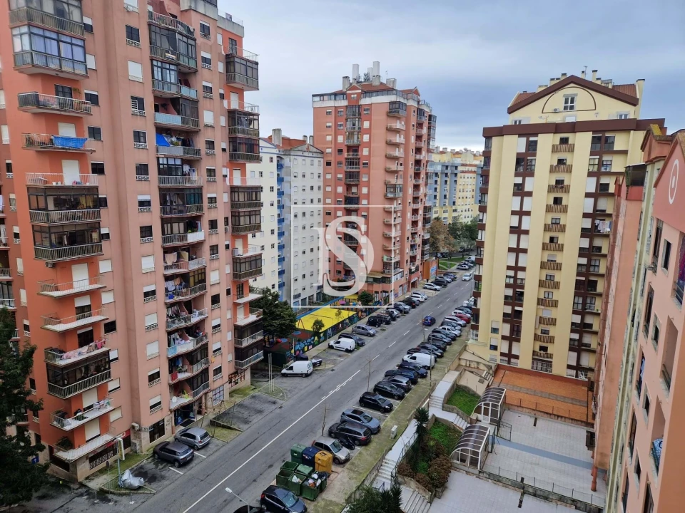 Apartamento T2 para Venda em Algueirão-Mem Martins Foto 22