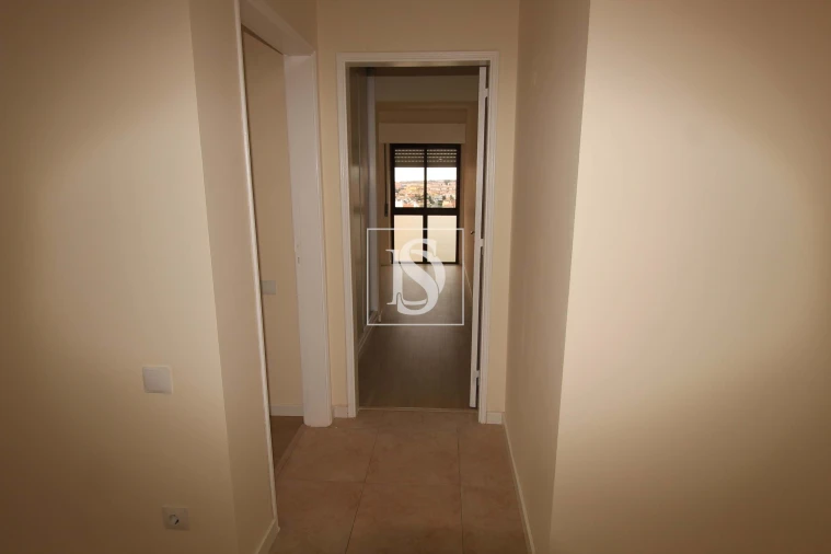 Apartamento T2 para Venda em Algueirão-Mem Martins Foto 4