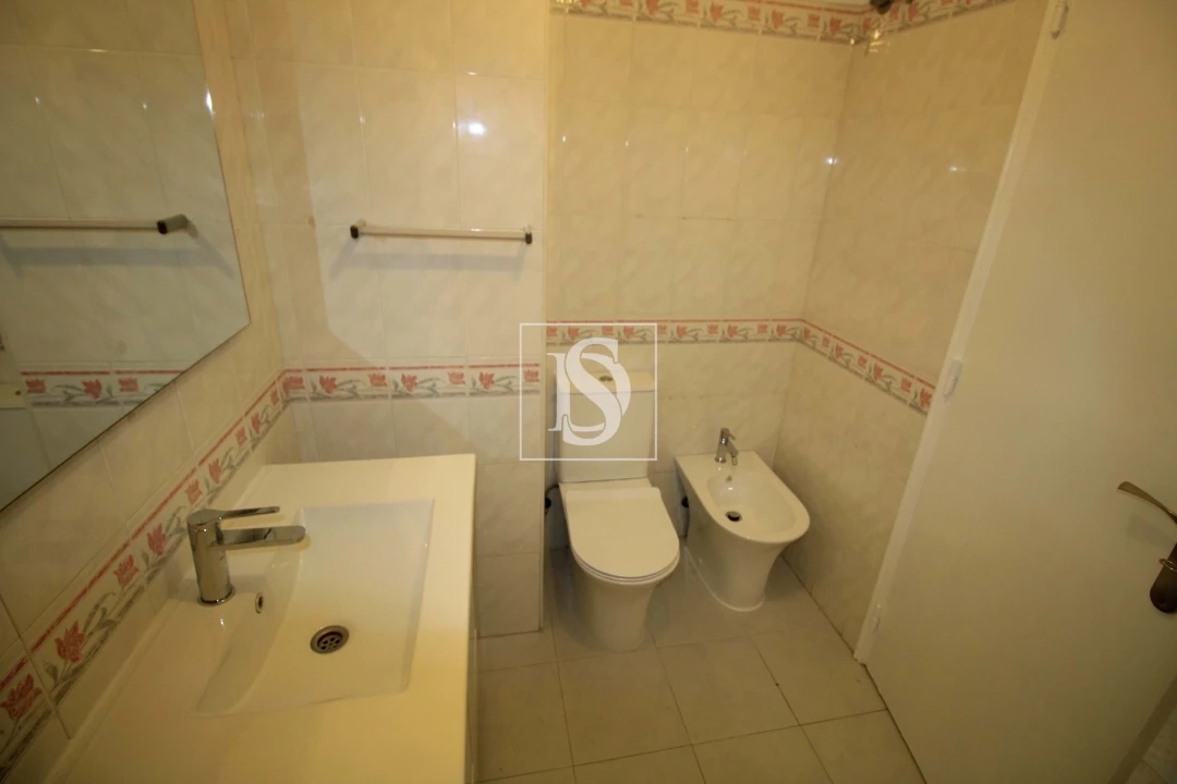 Apartamento T2 para Venda em Algueirão-Mem Martins Foto 18