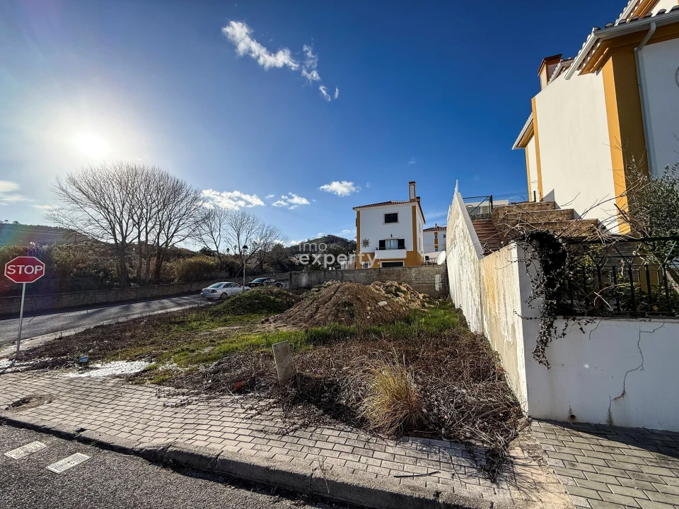 Terreno para Venda em Enxara do Bispo, Gradil e Vila Franca do Rosário Foto 1