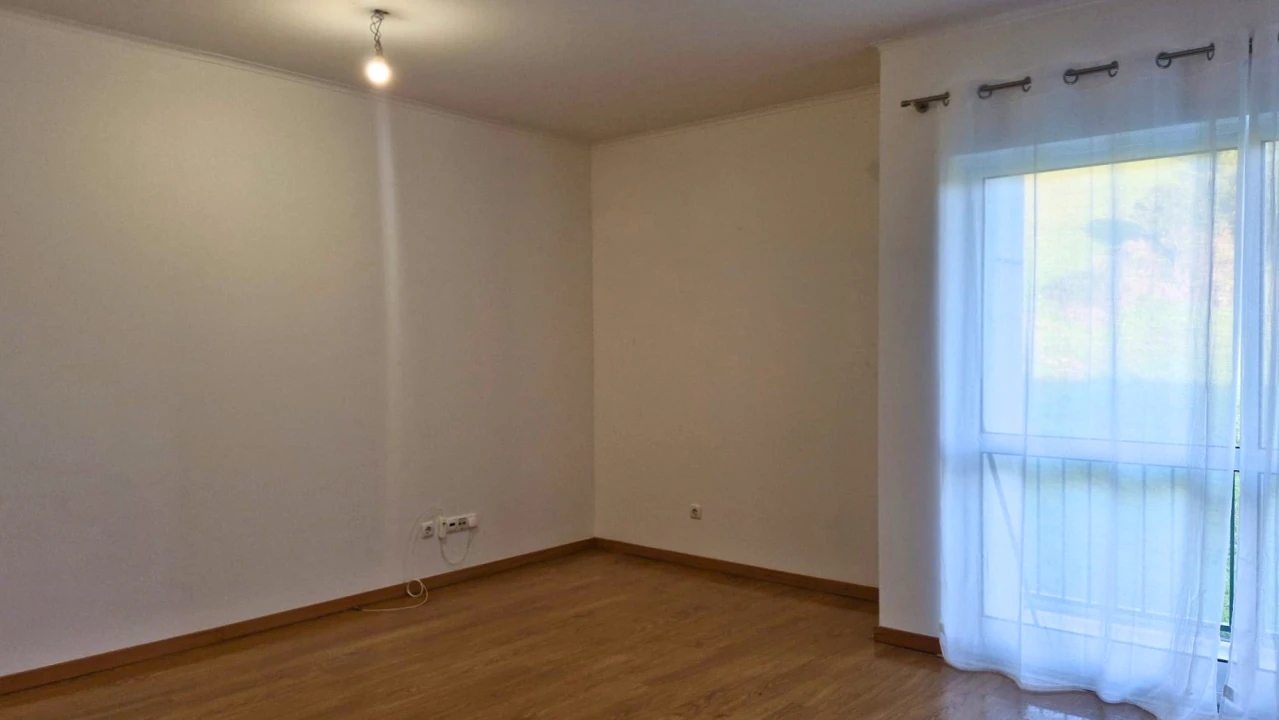 Apartamento T3 para Venda em Rosto do Cão (São Roque) Foto 6