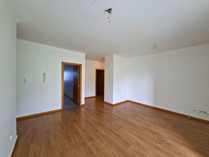 Apartamento T3 para Venda em Rosto do Cão (São Roque) Foto 2