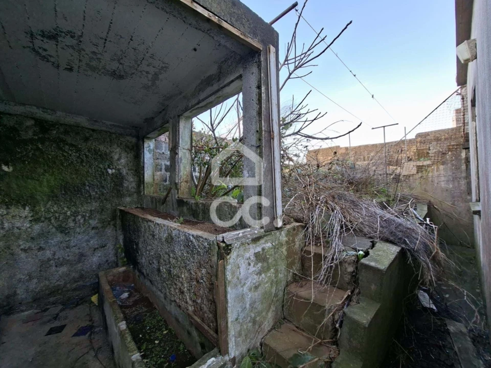 Moradia T3 para Venda em Praia da Vitoria (Santa Cruz) Foto 18