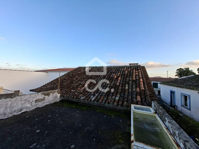 Moradia T3 para Venda em Praia da Vitoria (Santa Cruz) Foto 15