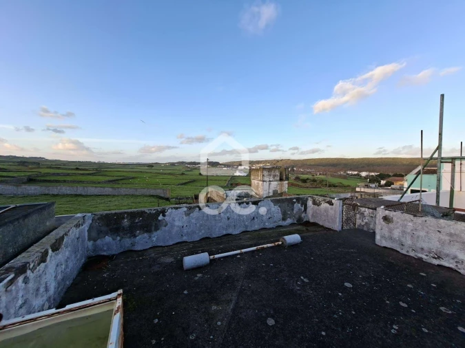 Moradia T3 para Venda em Praia da Vitoria (Santa Cruz) Foto 16