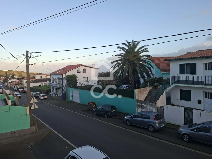 Moradia T3 para Venda em Praia da Vitoria (Santa Cruz) Foto 14