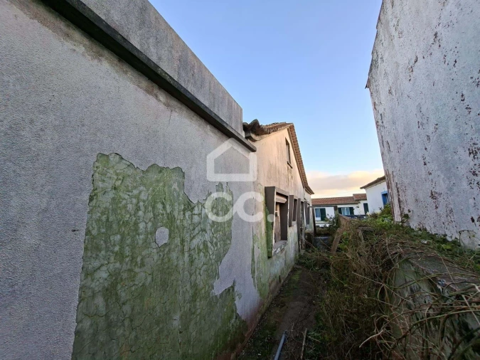 Moradia T3 para Venda em Praia da Vitoria (Santa Cruz) Foto 19