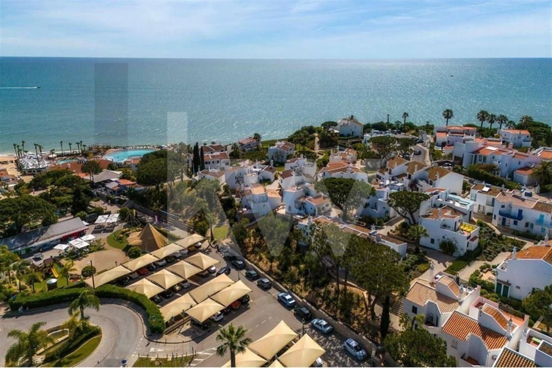 Moradia T3 para Arrendamento férias em Almancil Foto 47