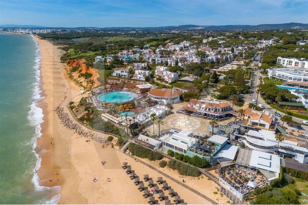 Moradia T3 para Arrendamento férias em Almancil Foto 51