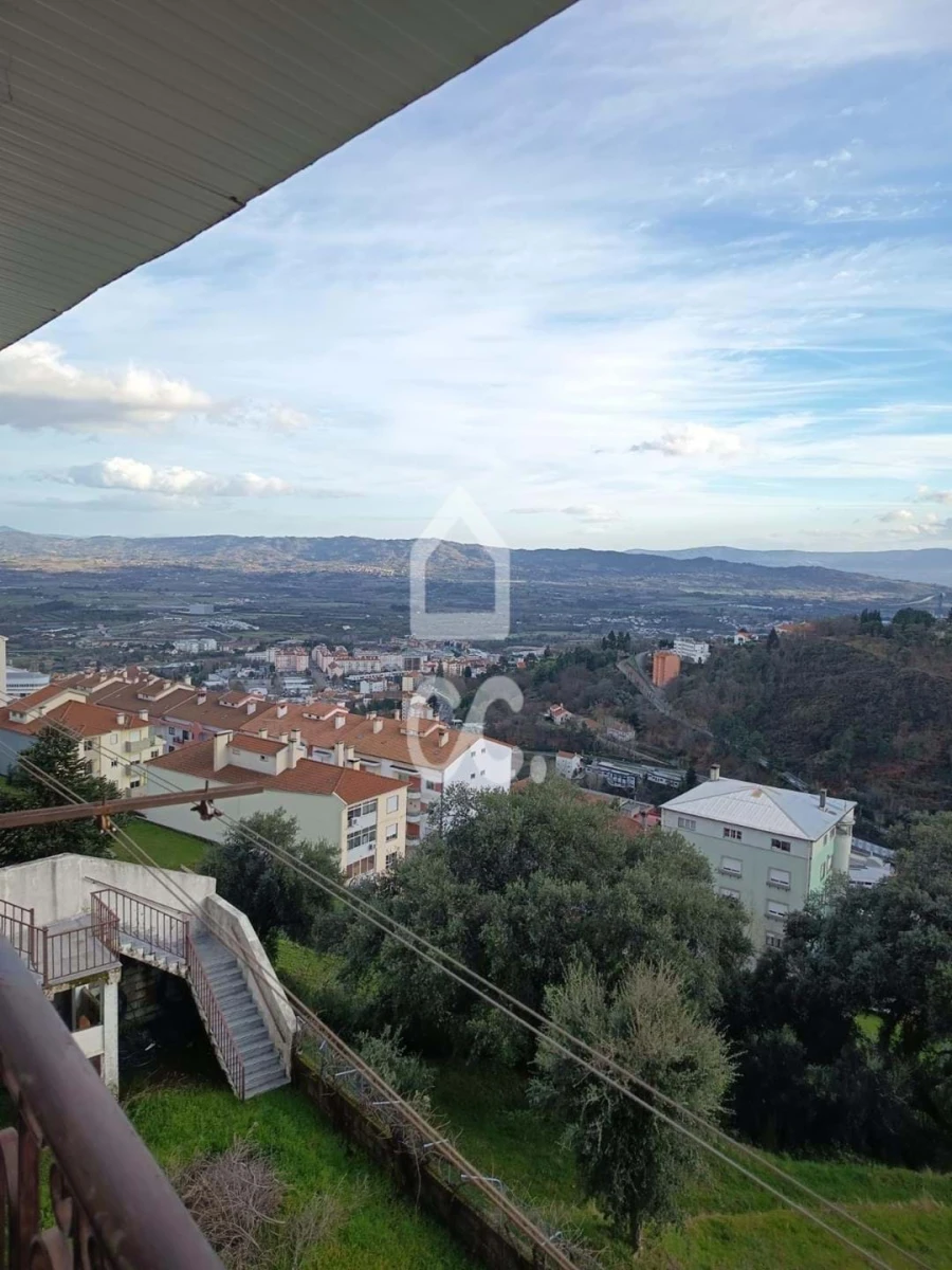 Moradia T6 para Venda em Covilhã e Canhoso Foto 20