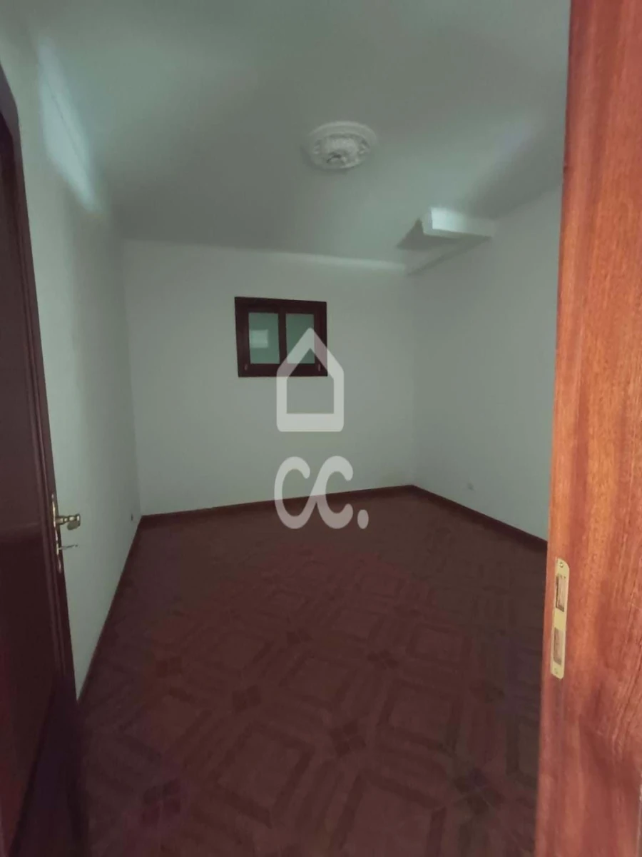 Moradia T6 para Venda em Covilhã e Canhoso Foto 24