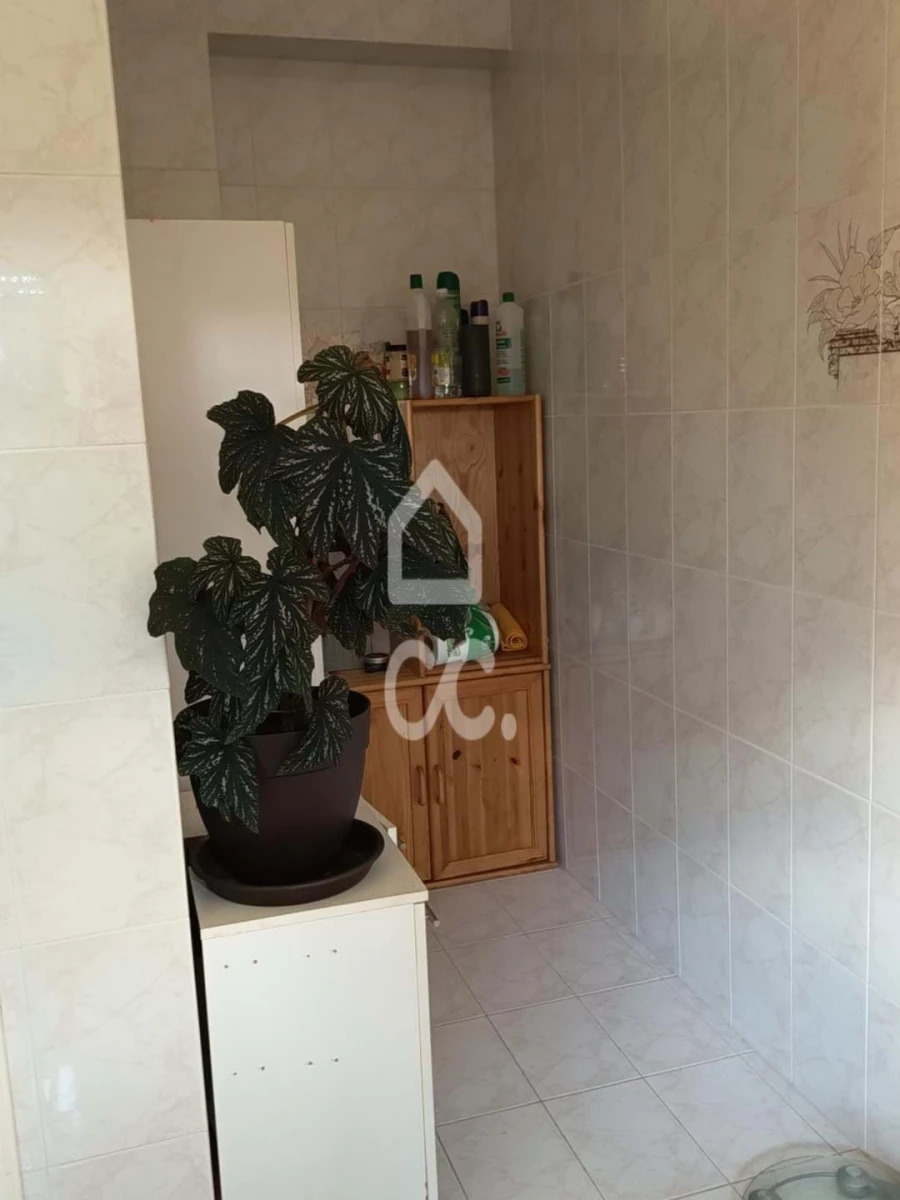 Moradia T6 para Venda em Covilhã e Canhoso Foto 33