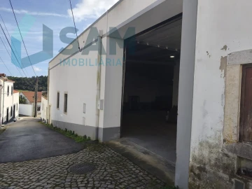 Apartamento T1 para Venda em Santa Maria, São Pedro e Matacães
